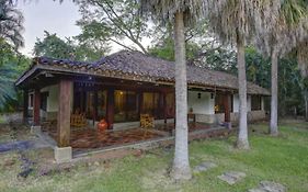 Hacienda La Pacifica Eco-Lodge