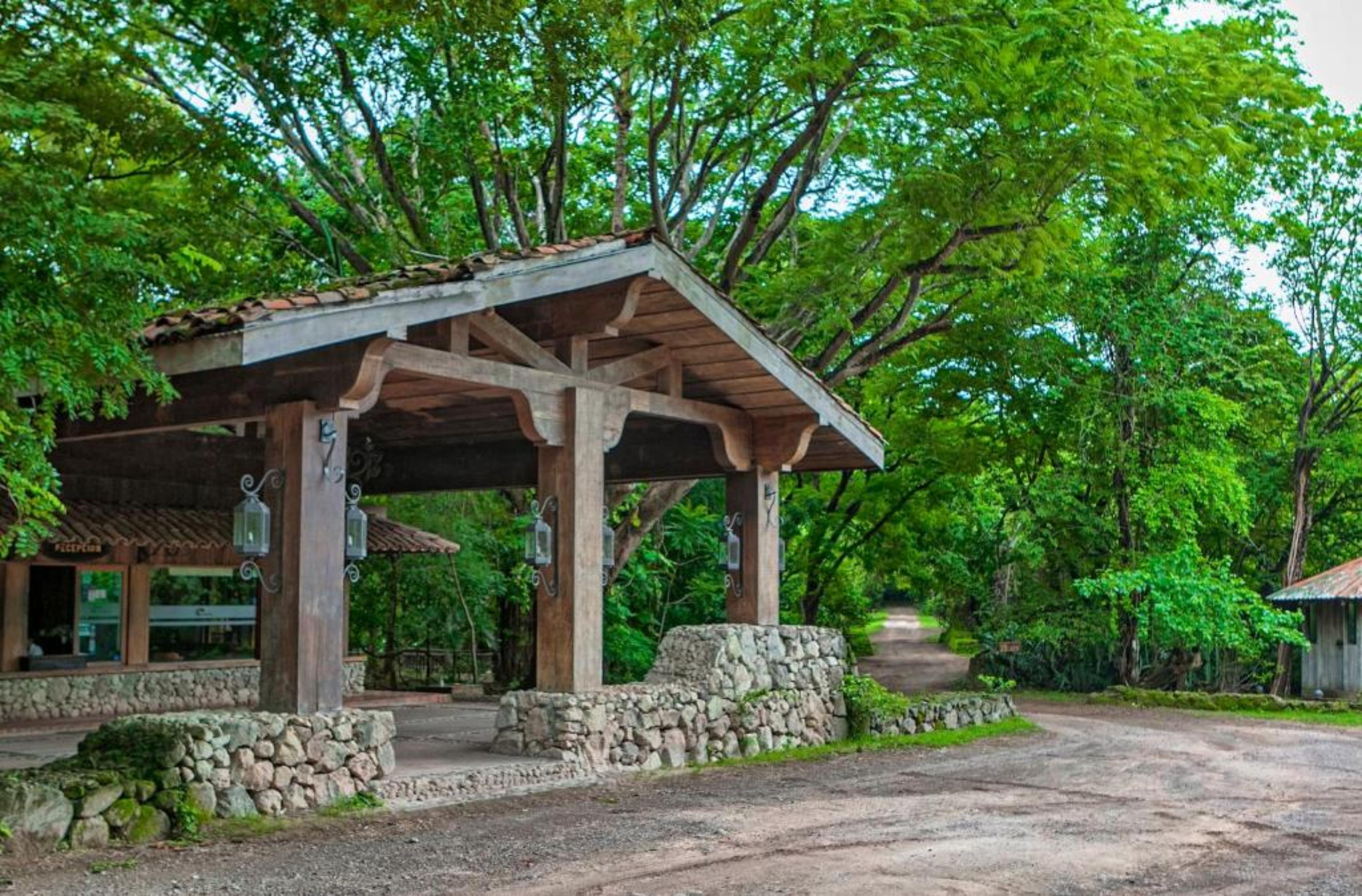 Hacienda La Pacifica Eco-Lodge Canas Exterior photo